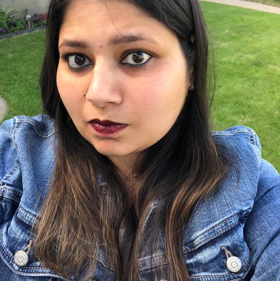 Meet your Posher, Sonia - Picture 1 of 1